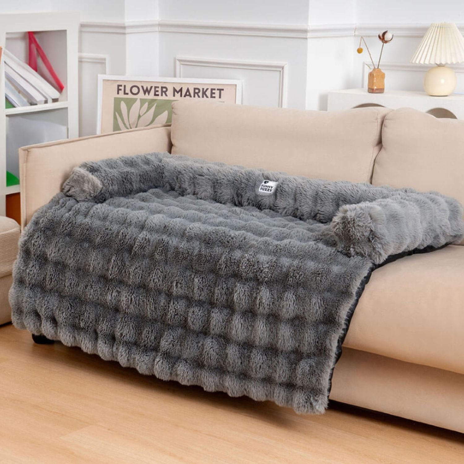 pluche hondenhuis en bank luxe grijze bekleding